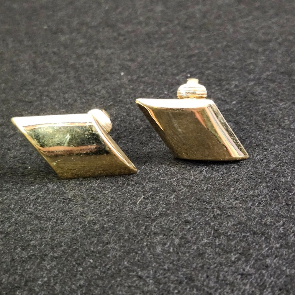 Vintage Avon‎ Gold Tone Diamond Shape Clip On Earrings